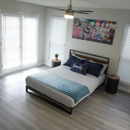 2 Bedroom Minutes From Las Vegas Strip And Airport Exterior photo